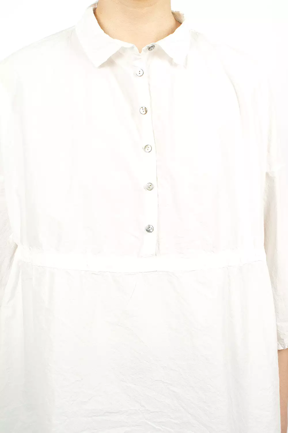 12_117 Milk Drawstring Collar Shirt