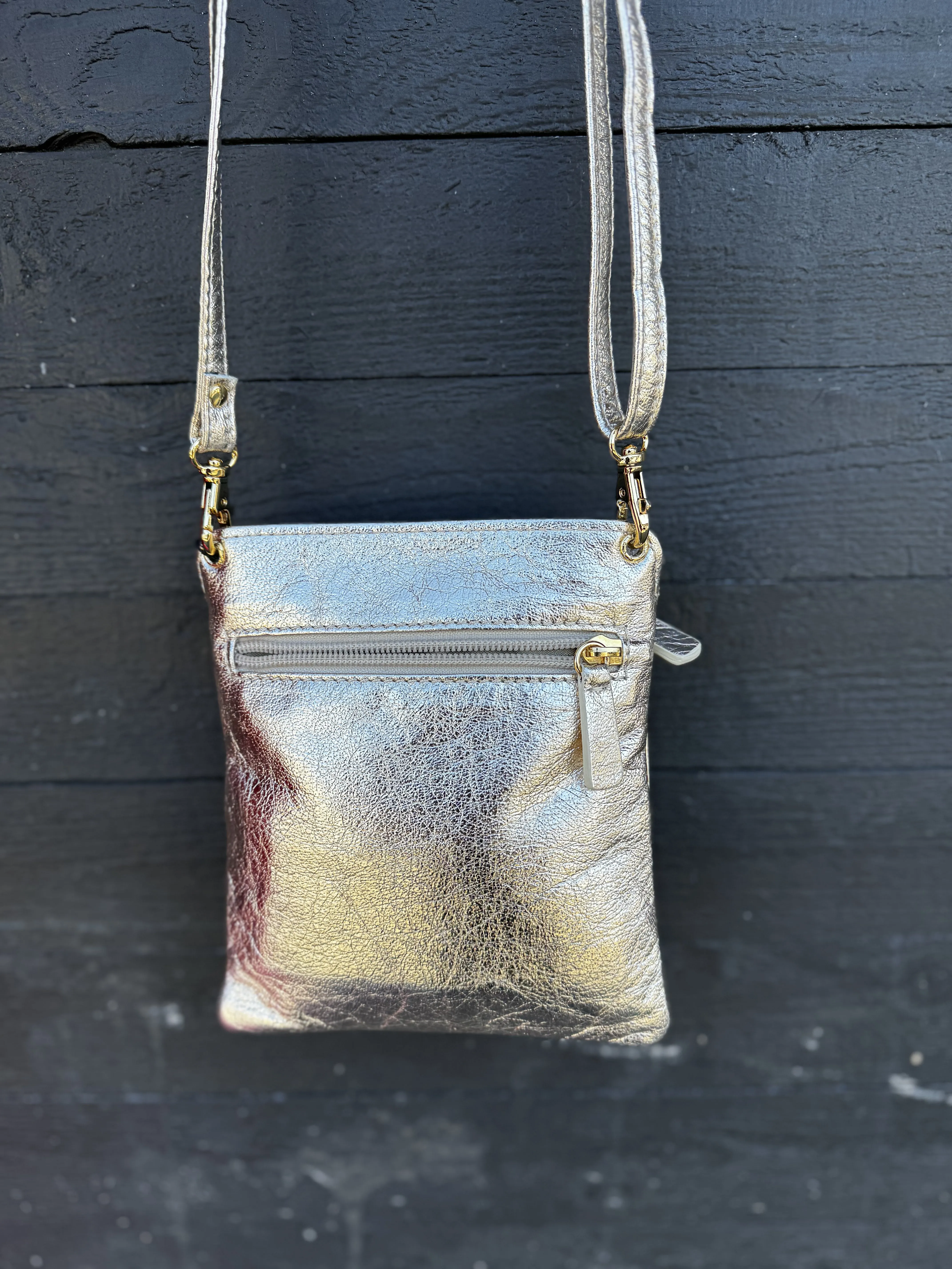 2745517 - Shiny Gold Crossbody Bag