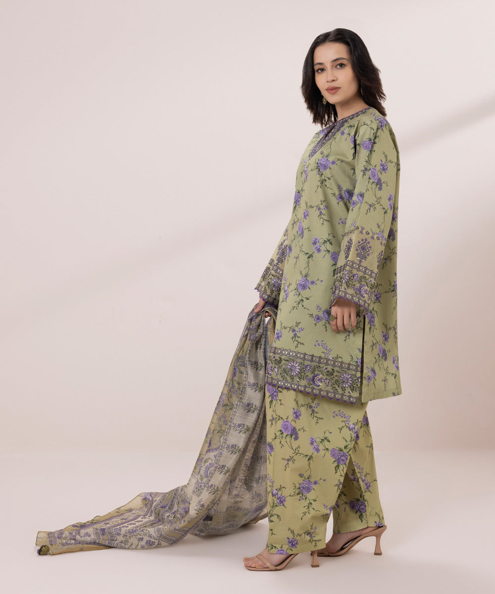 3 Piece Embroidered Lawn Suit for Women