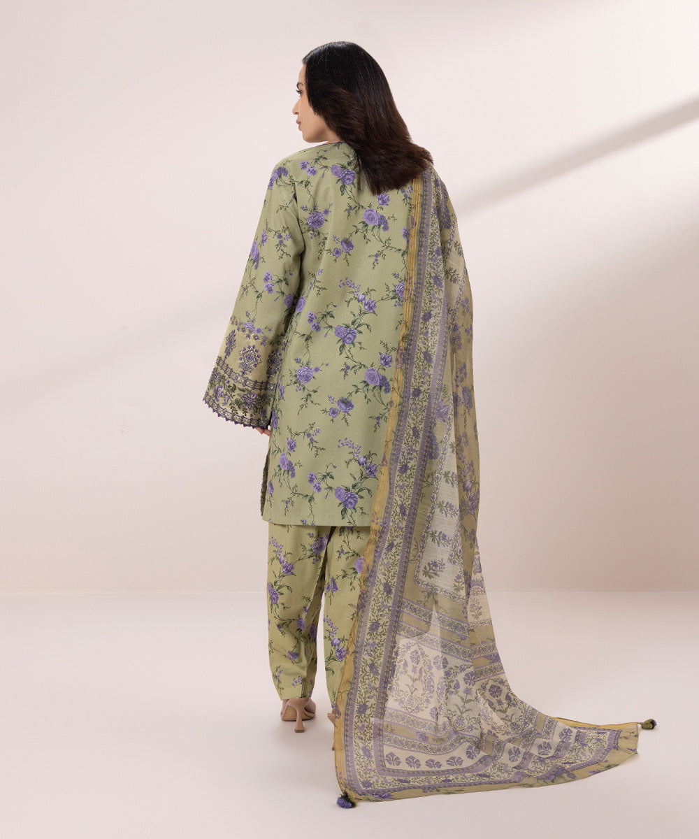 3 Piece Embroidered Lawn Suit for Women