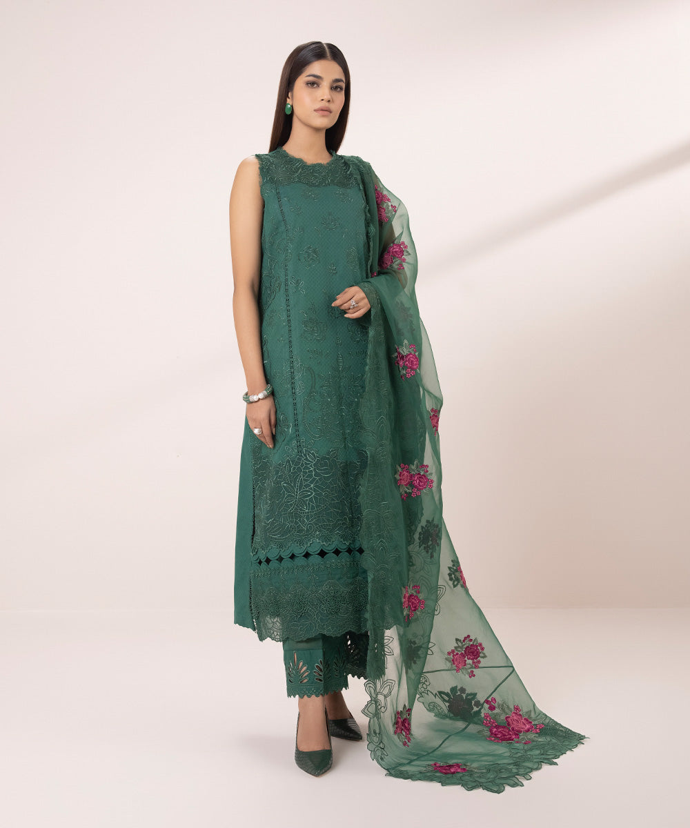 3-Piece Jacquard Suit with Embroidery