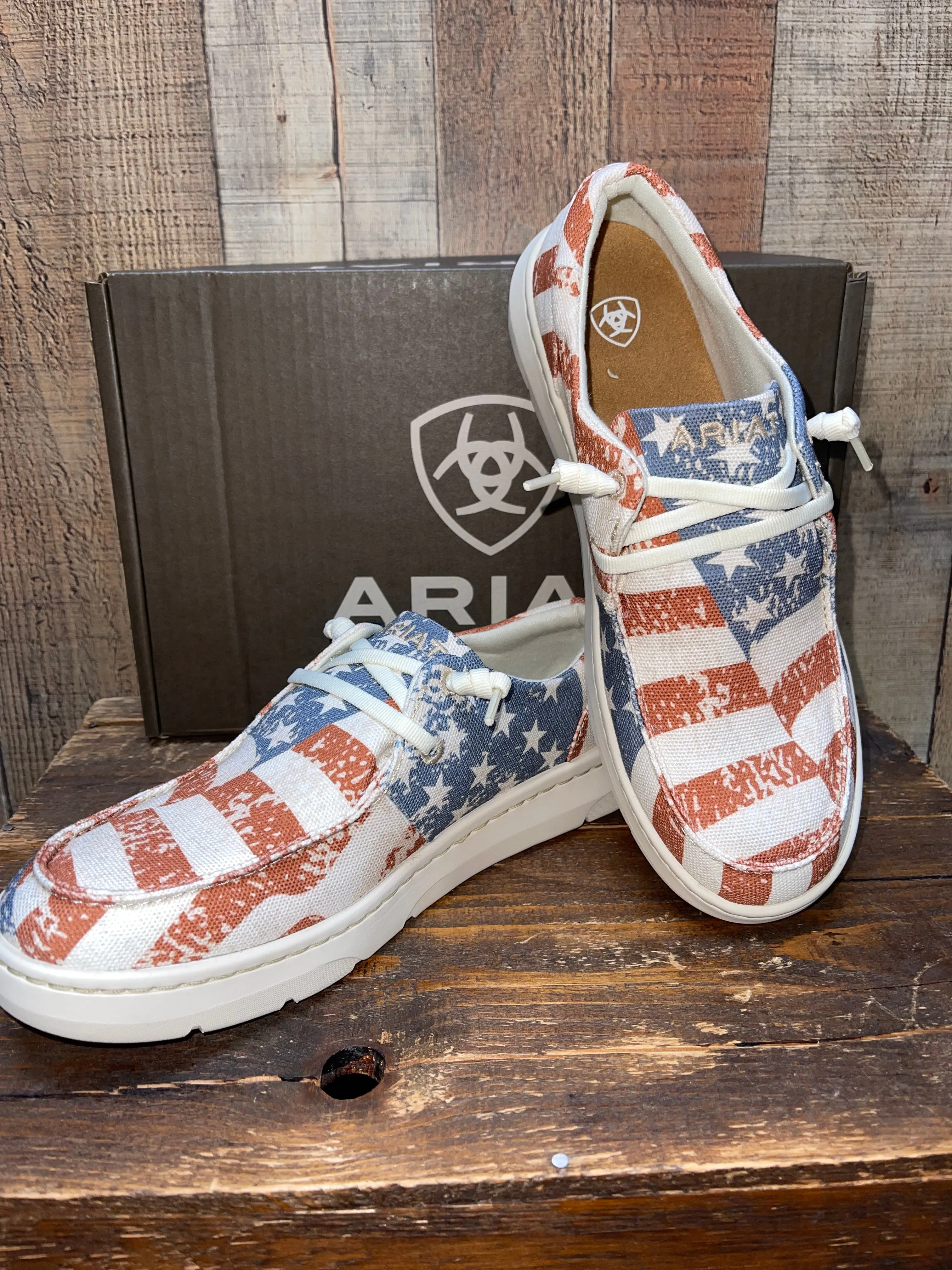 Ariat Hilo - Distressed Flag