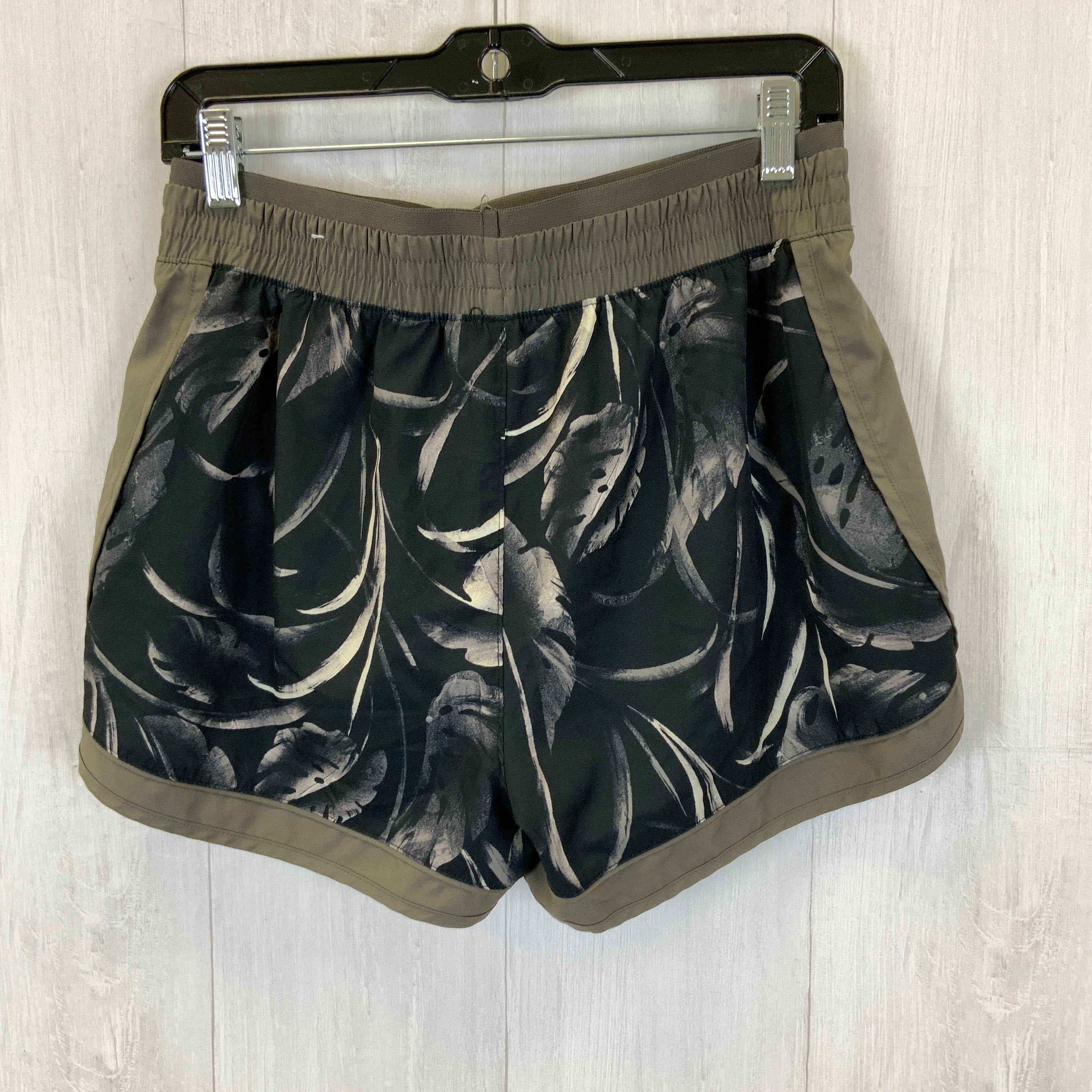 Athletic Shorts - Tek Gear - Size Medium.