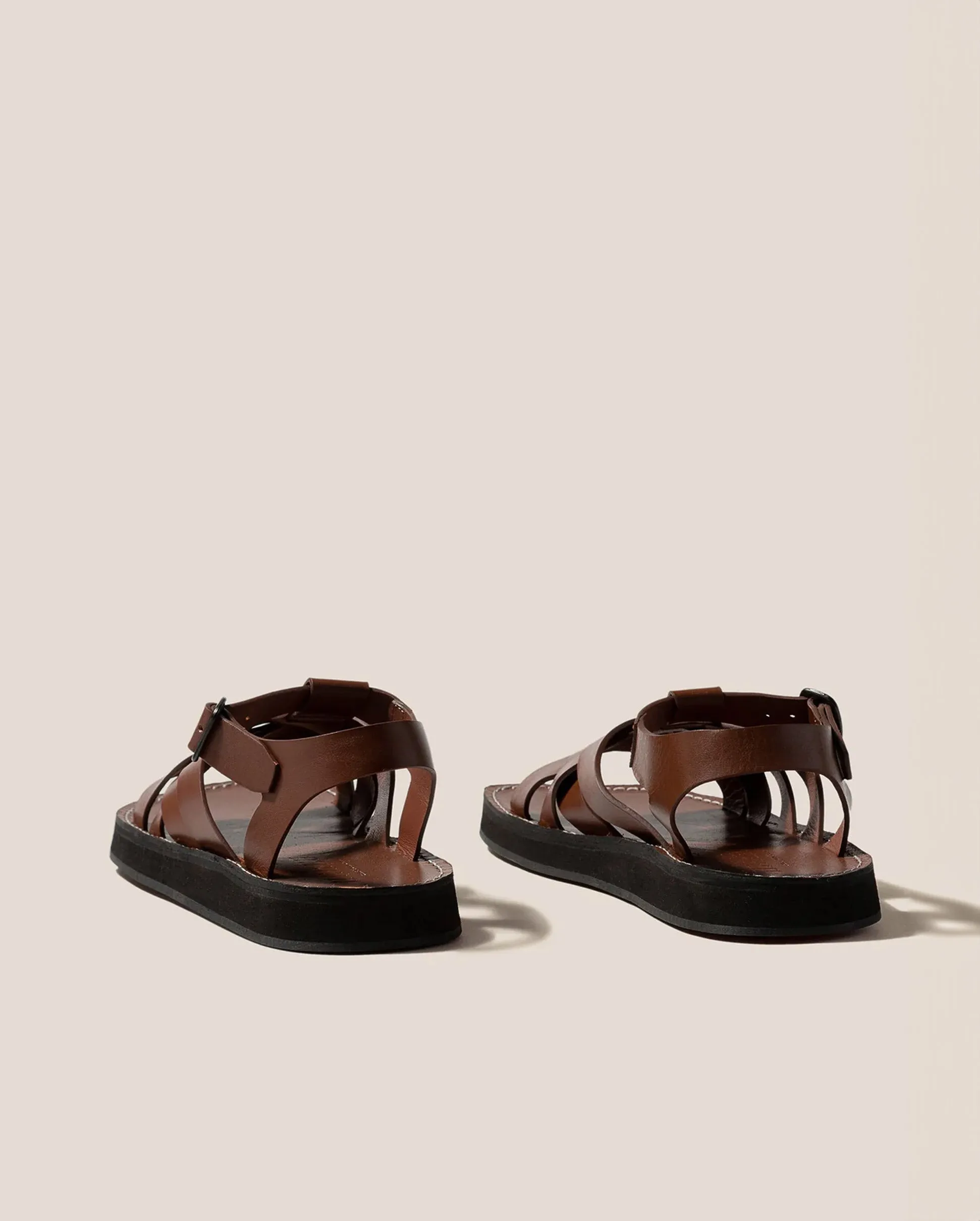 BELTRA FISHERMAN SANDAL / CAPPUCCINO - Women's leather fisherman sandal in cappuccino color