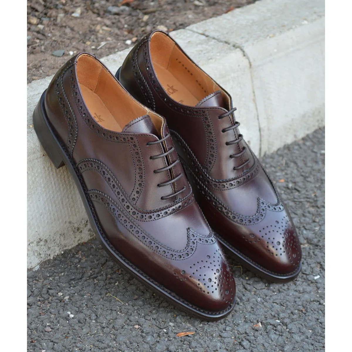 Berwick 1707 Brogue, Moka - 5215