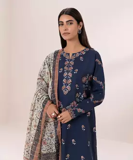 Embroidered Lawn Suit - 3 Piece | Shop Now