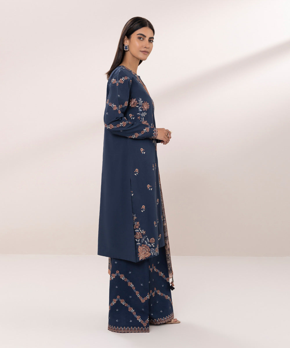 Embroidered Lawn Suit - 3 Piece | Shop Now