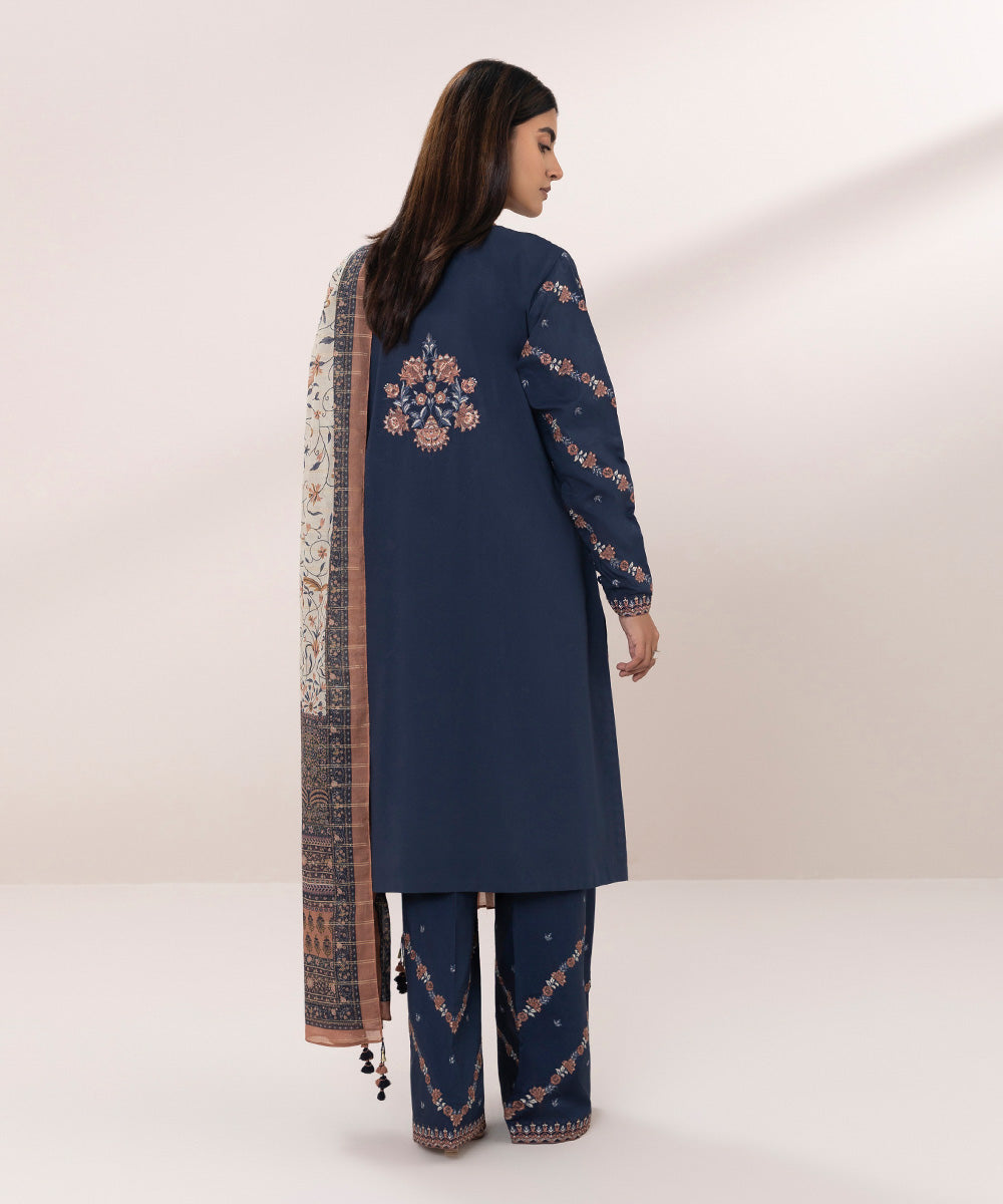 Embroidered Lawn Suit - 3 Piece | Shop Now