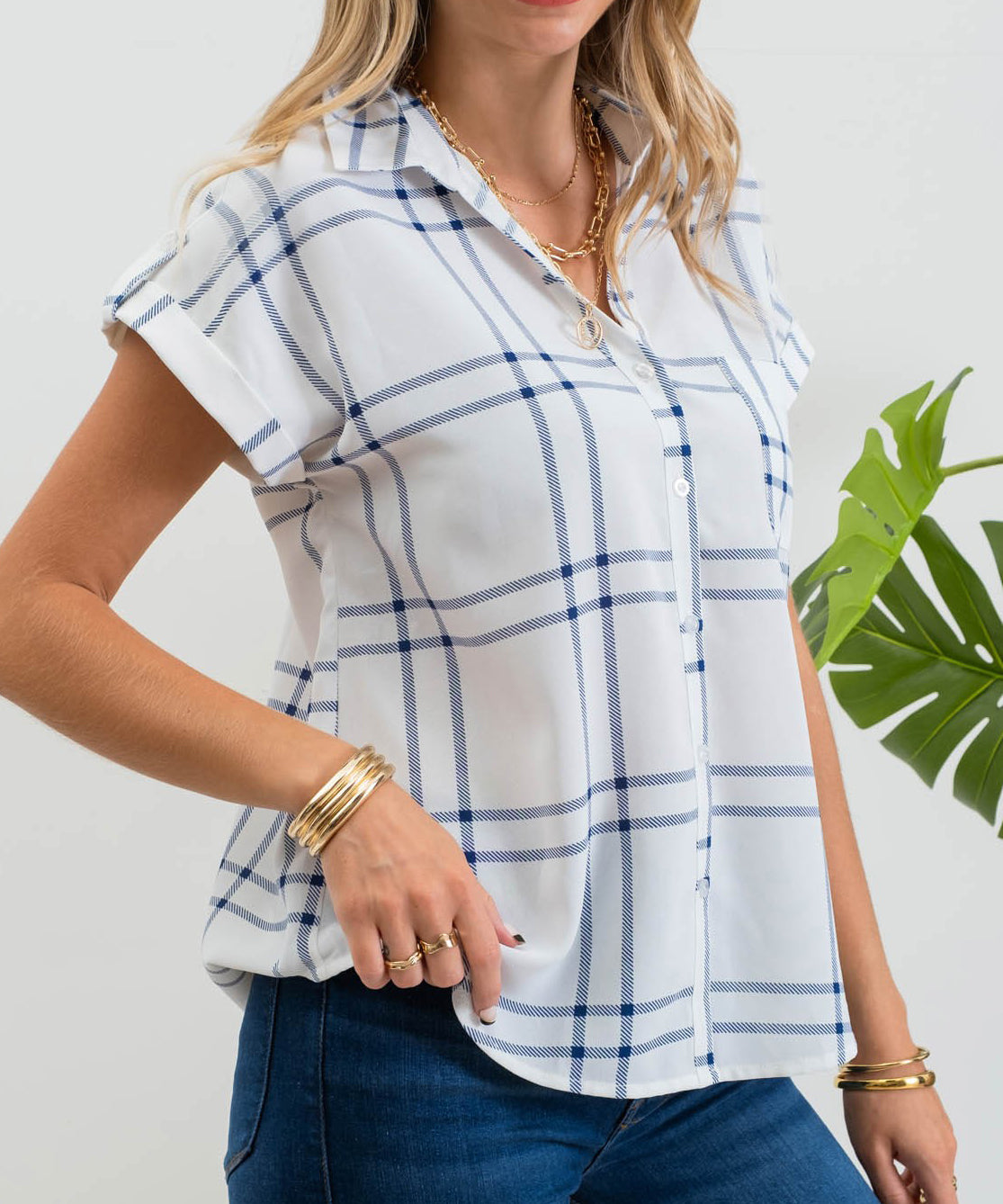 Plaid Short Sleeve Button Down Shirt in Blue