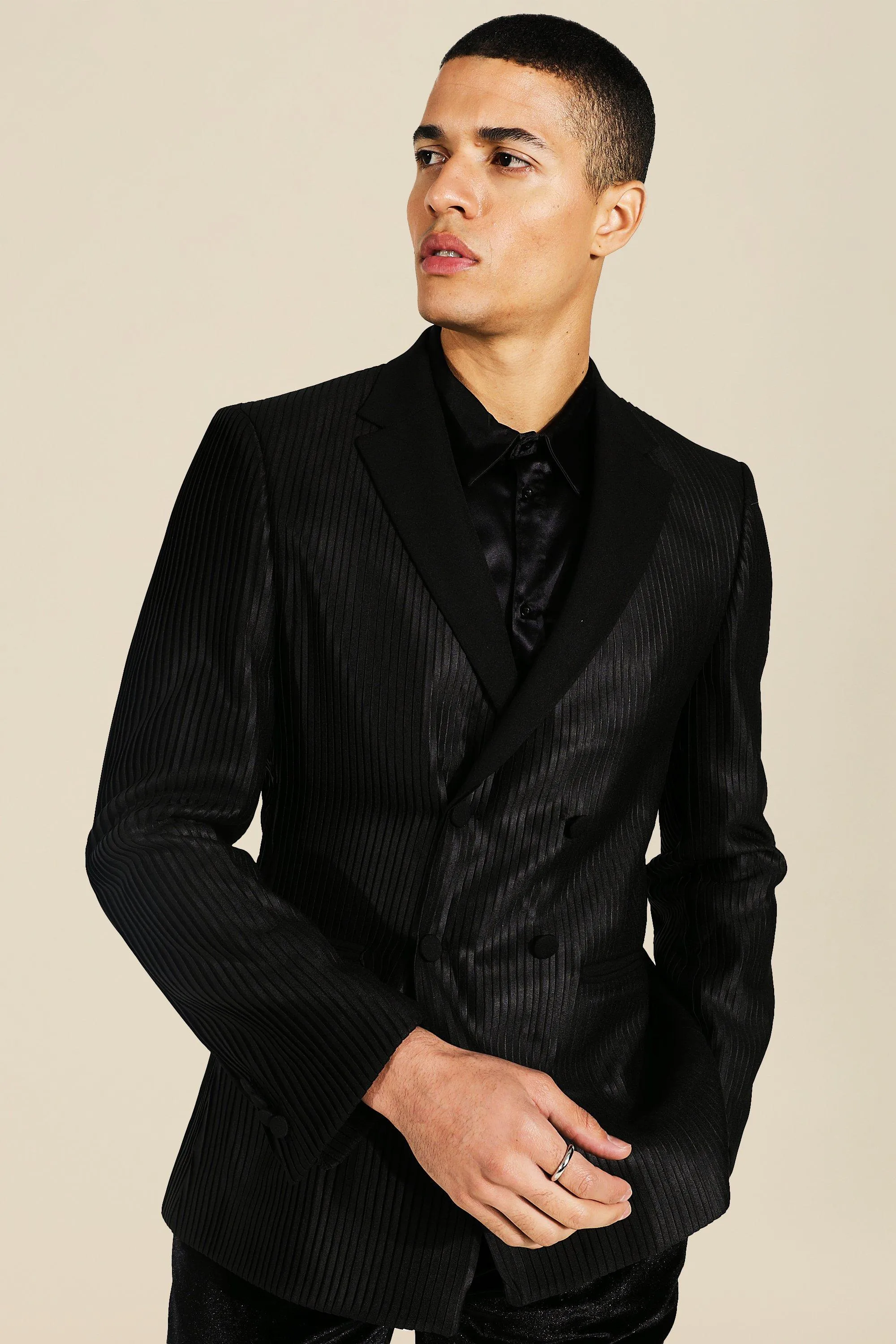 Slim Pleated Double Breasted Blazer